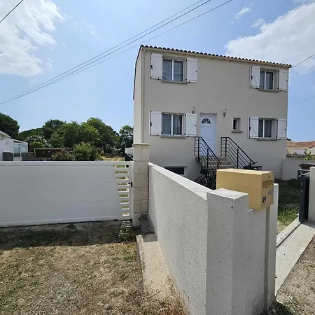 Confortable Et Spacieuse, Ideal Pour 8 Personnes - Fr-1-476-245 *